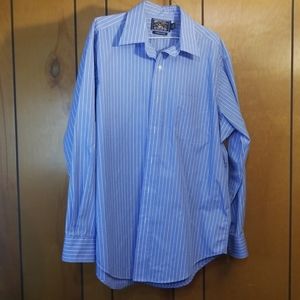 American Living men's dress shirt size 32/33